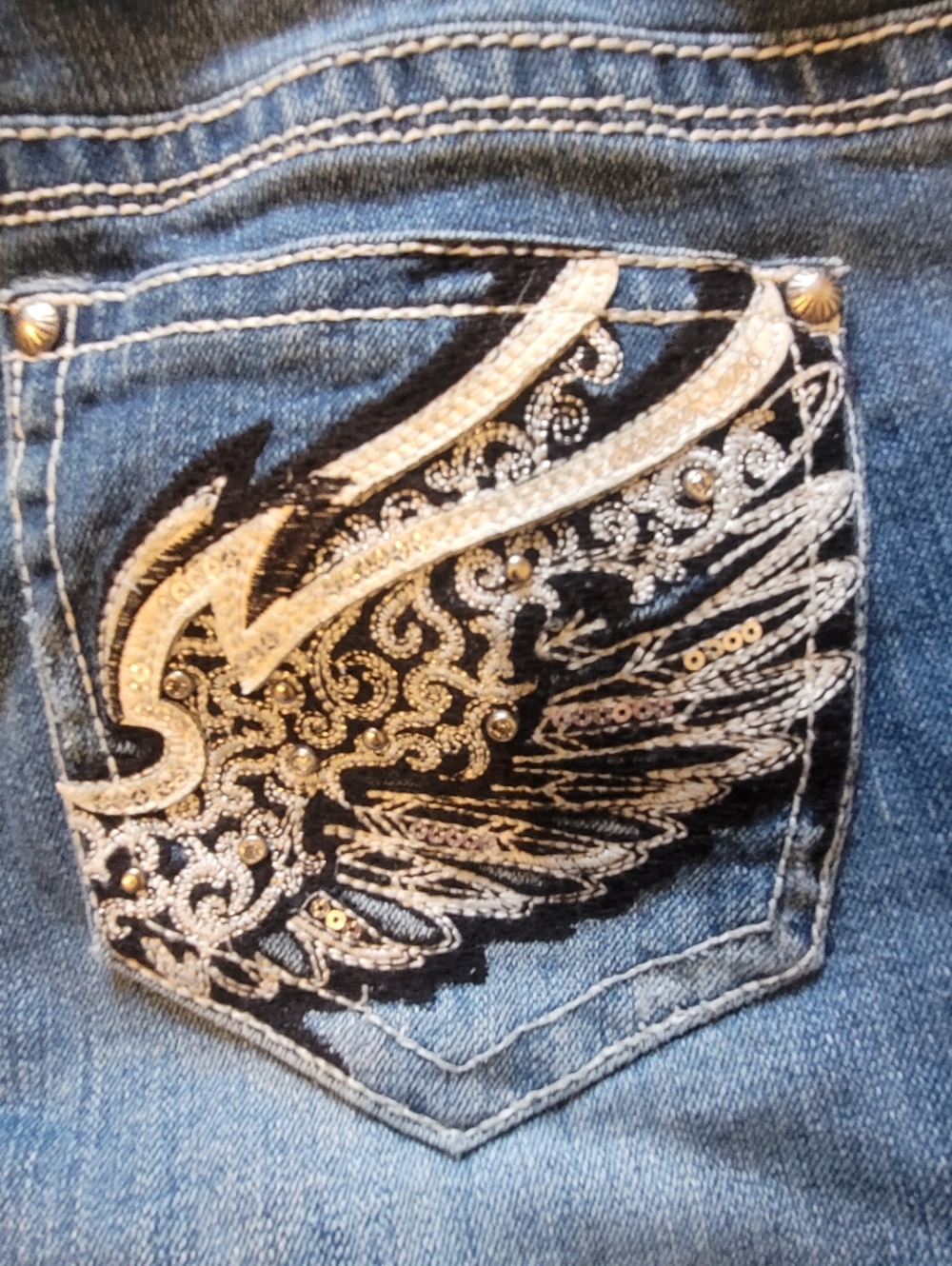 Love Nation Women's Medium Blue Bootcut Jeans with Contrast Stitching - Picture 4 of 8